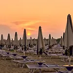 Relaxing 150mt From The Sea - Beahost Бібіоне